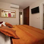 Сasa de vacaciones Kalalarga In The Center Of The Town With Free Parking Makarska