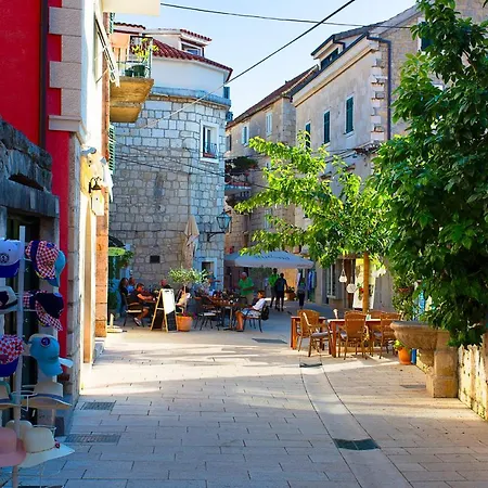Kalalarga In The Center Of The Town With Free Parking 펜션 마카르스카