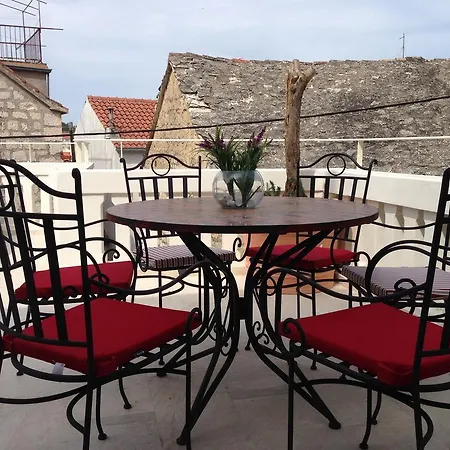 Luxury Villa Kalalarga In The Center Of The Town Makarska